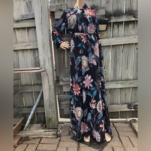 Nur Hazal Collection Floral Long Sleeve Maxi Dress - Black Floral